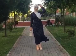 سر التميز في الملابس الإسلامية الجذابة والجنس الرائع بالحجاب والتربان