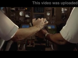 عندما ينقلب الطيران بشكل غير متوقع: إصدار مبكر لمقطع فيديو إباحي يسخر من الإرهابيين على متن الطائرة